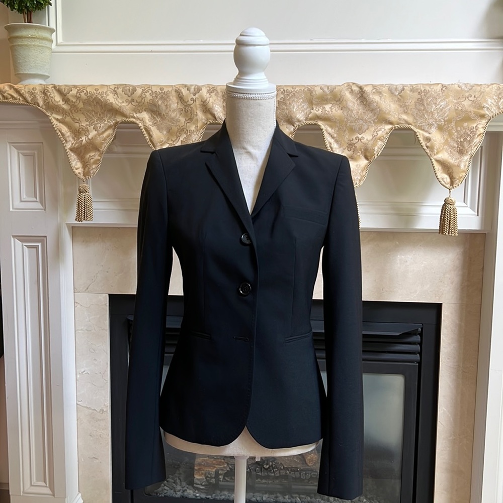 The Limited women’s jacket. Gently used.